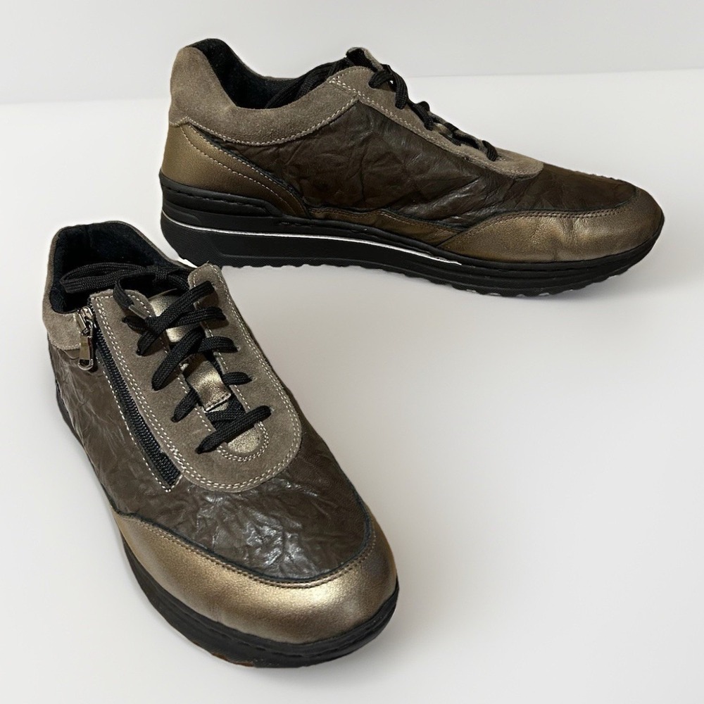 Stiledivita Women  Brown Leather Bronze Zip Removable Plantar Sneaker Sz 41/10.5